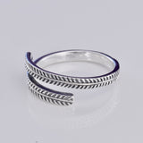 Laurel band design silver ring