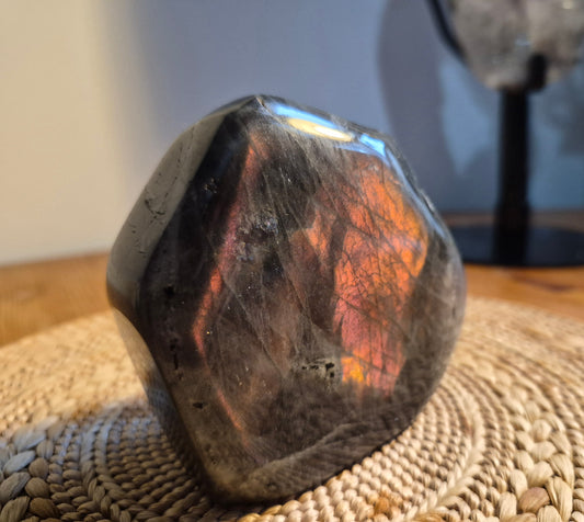Labradorite freeform